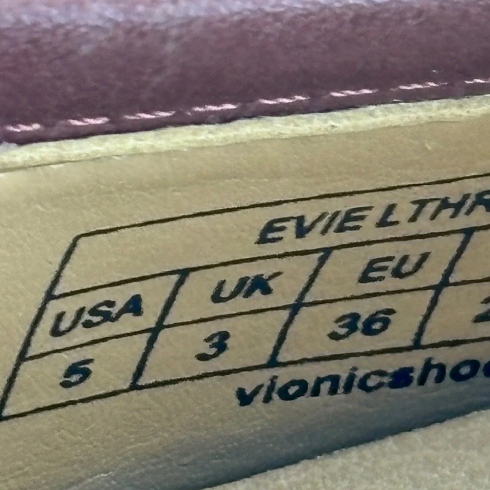 Vionic Evie Leather Loafers Women 5 Burgundy Metal Bar Slip On Shoes Preppy